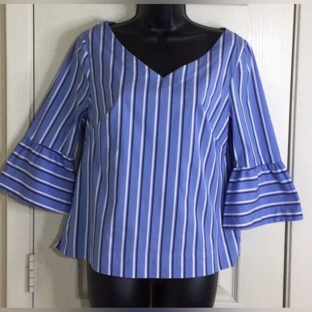 White House Black Market Blue and White Striped Blouse- Size 6 - Picture 1 of 5